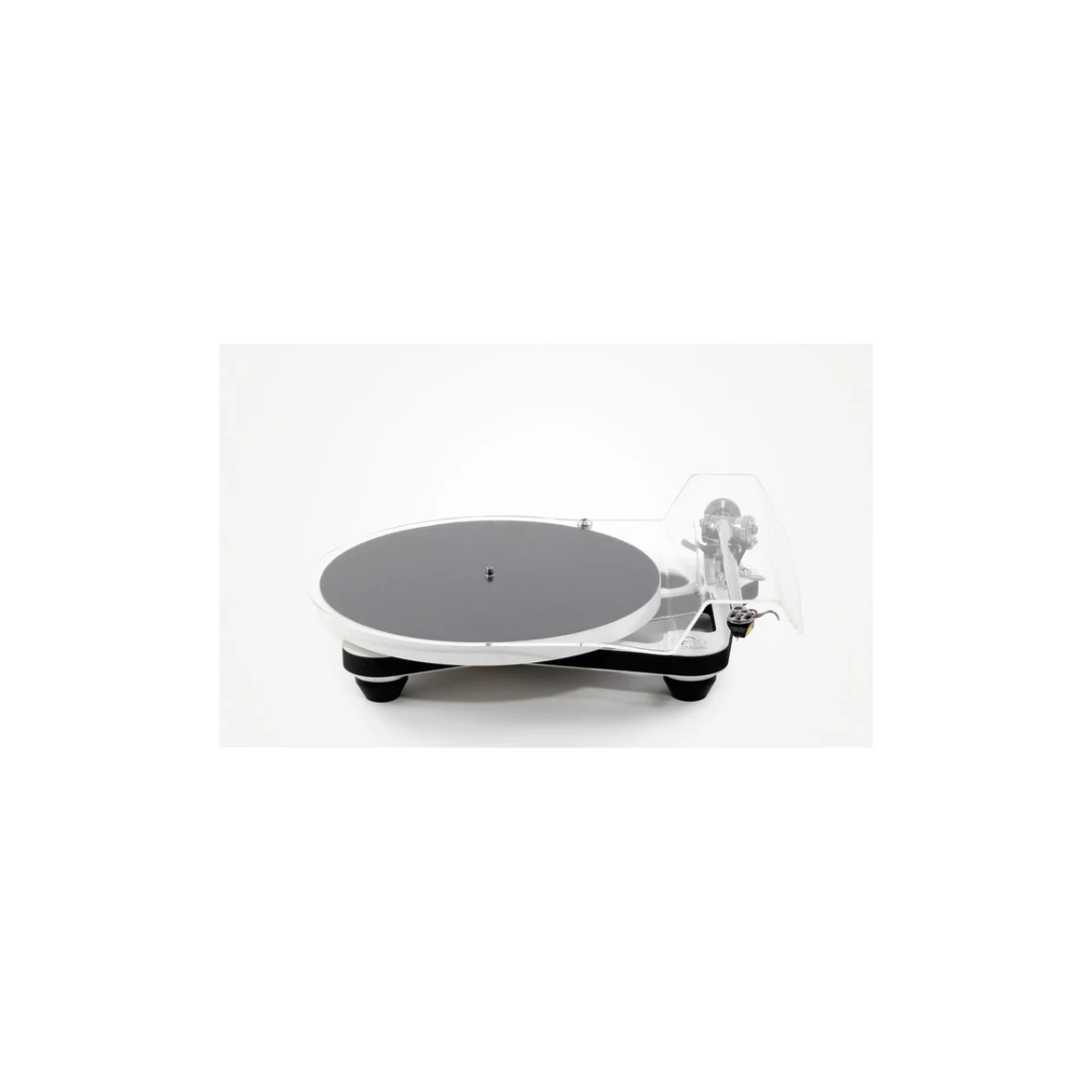 Rega Planar 10 Turntable