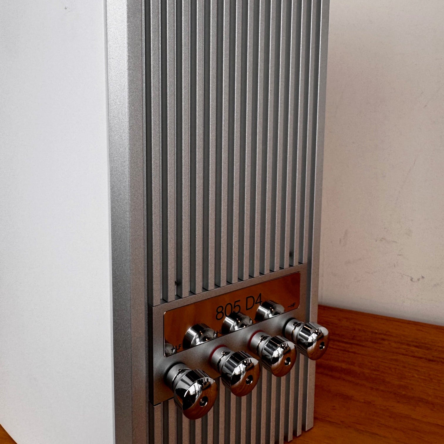 805 D4 Stand Mount Speaker- White (Trade In Pair Including Stands)