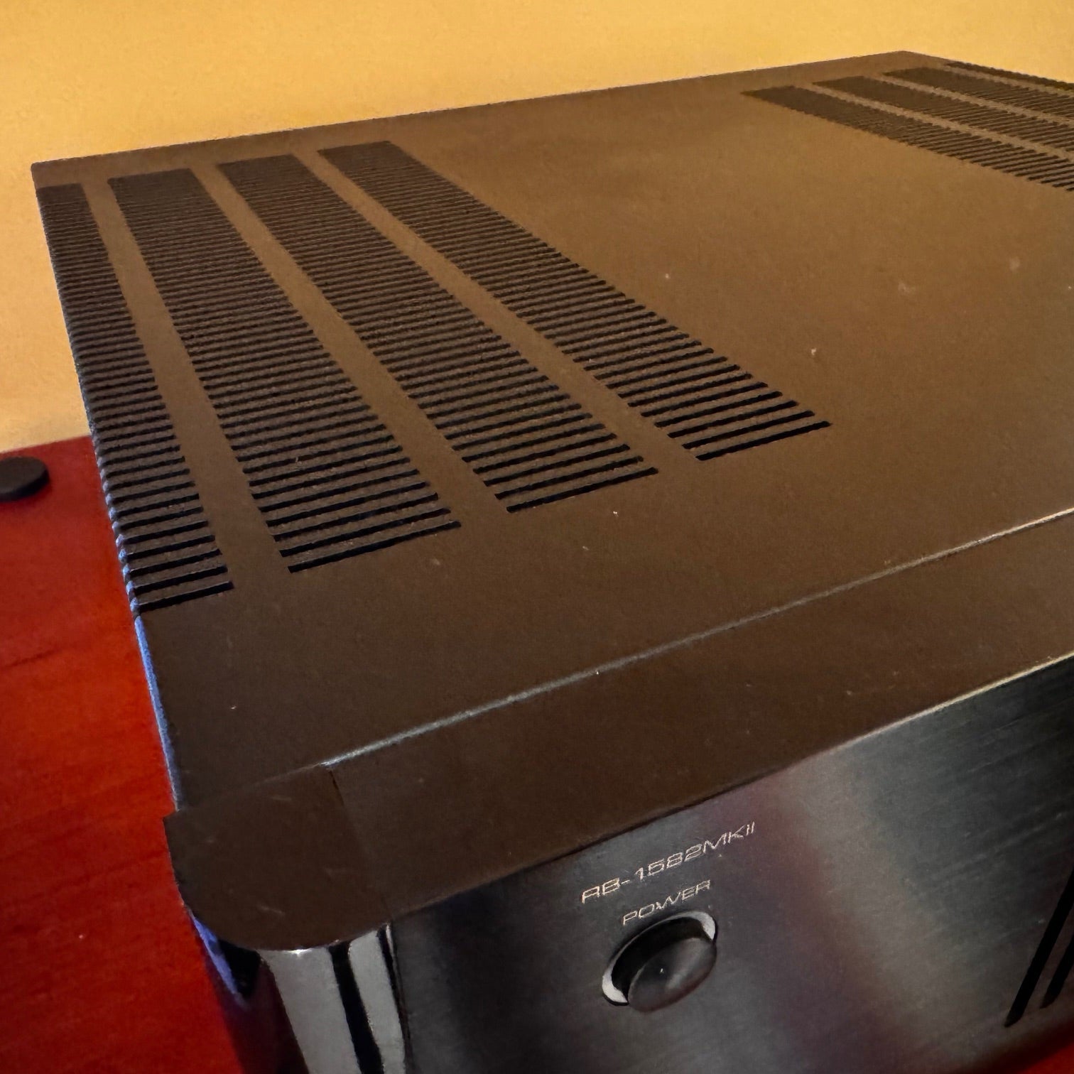 Rotel RB-1582 MKII 200W 2-Channel Power Amplifier (Trade In)