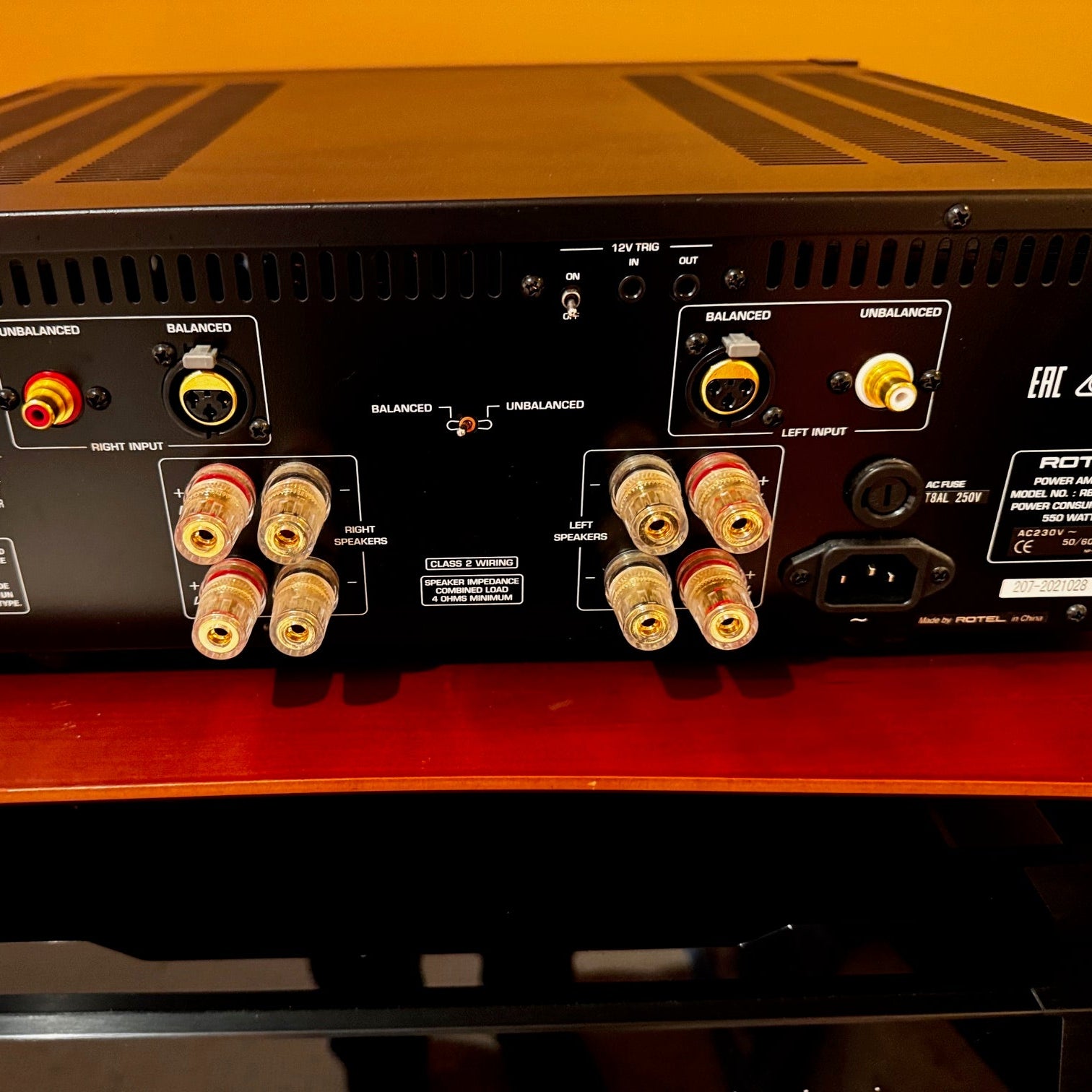 Rotel RB-1582 MKII 200W 2-Channel Power Amplifier (Trade In)