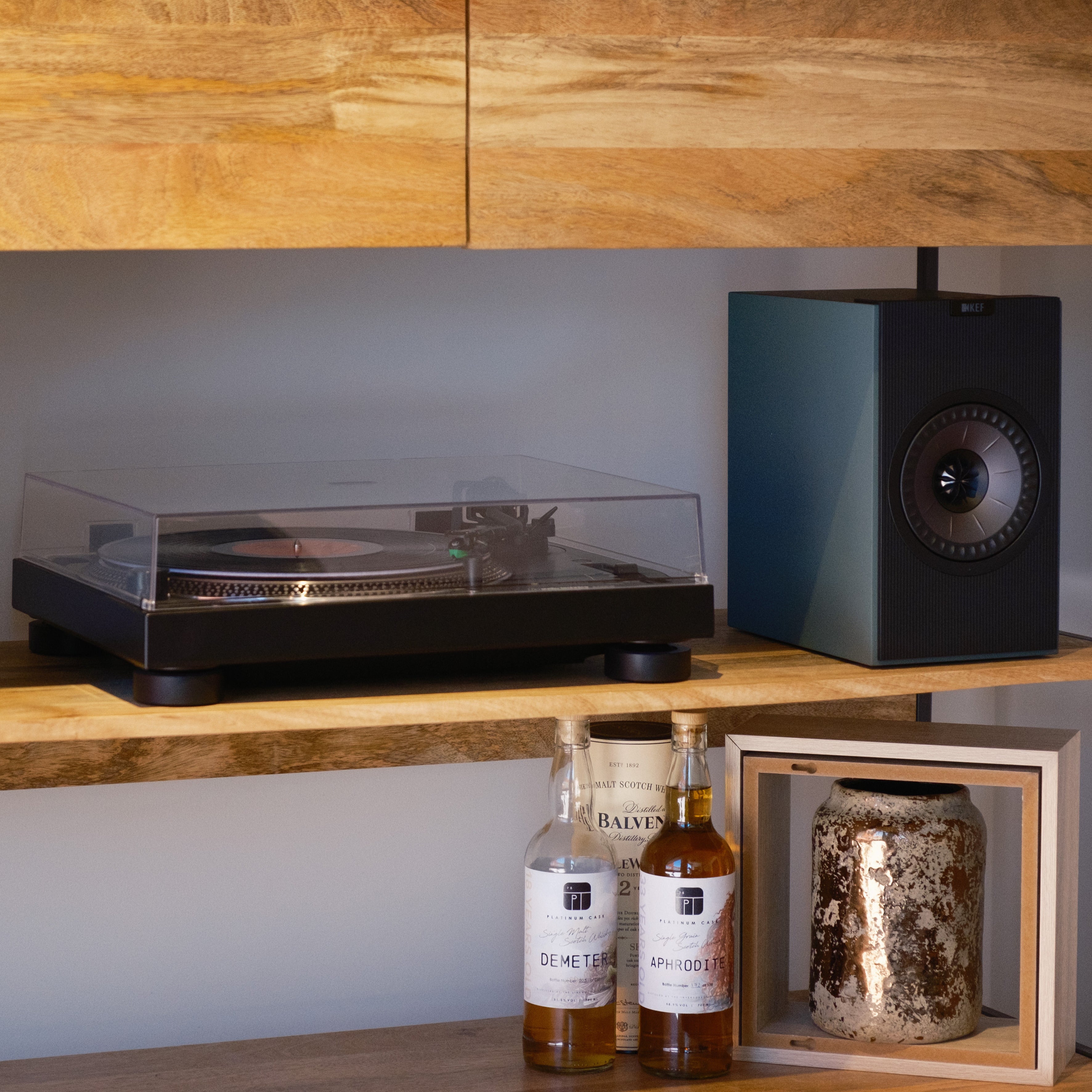 KEF Coda W + AT-LP120XBT-USB Bundle
