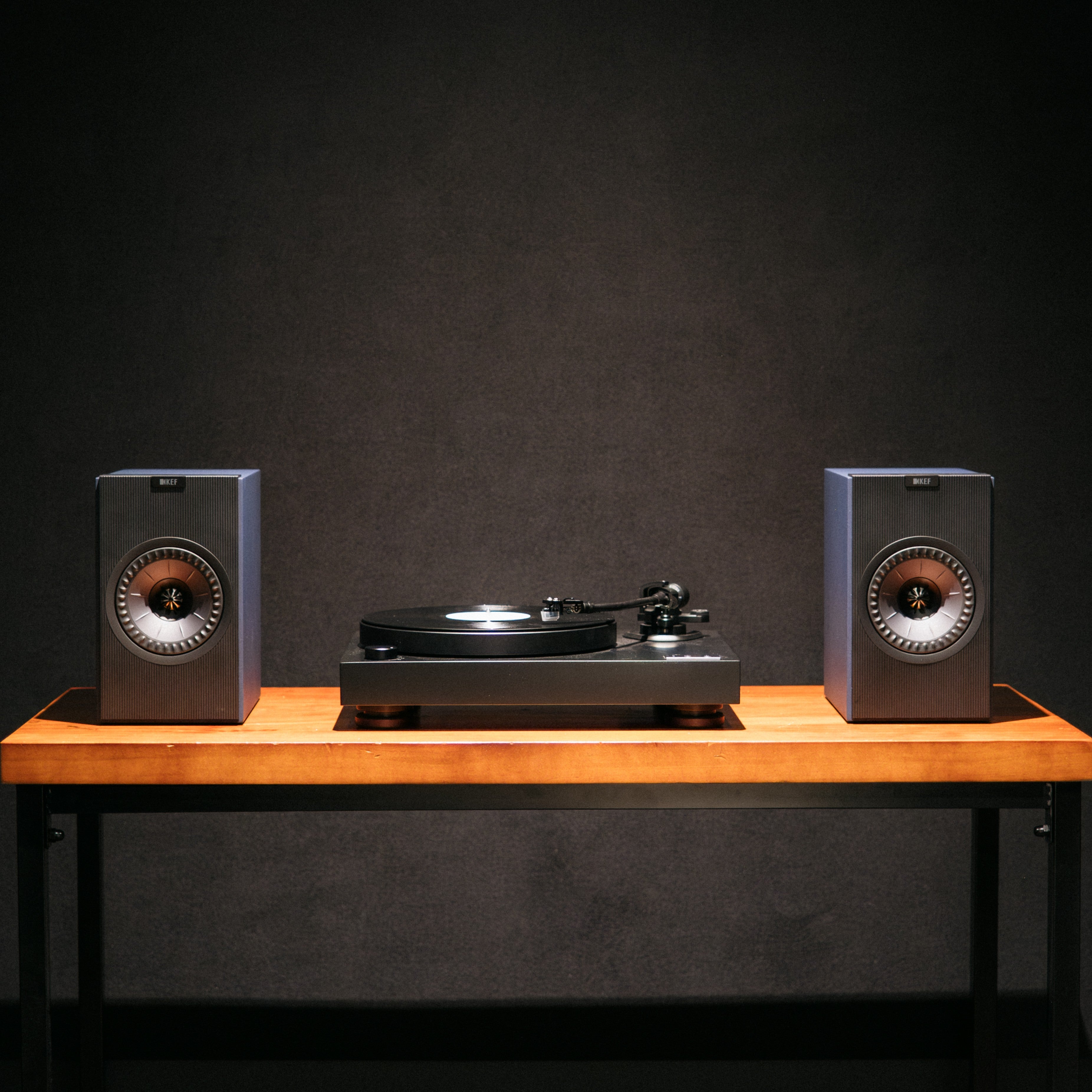 KEF Coda W + AT-LP8X Bundle
