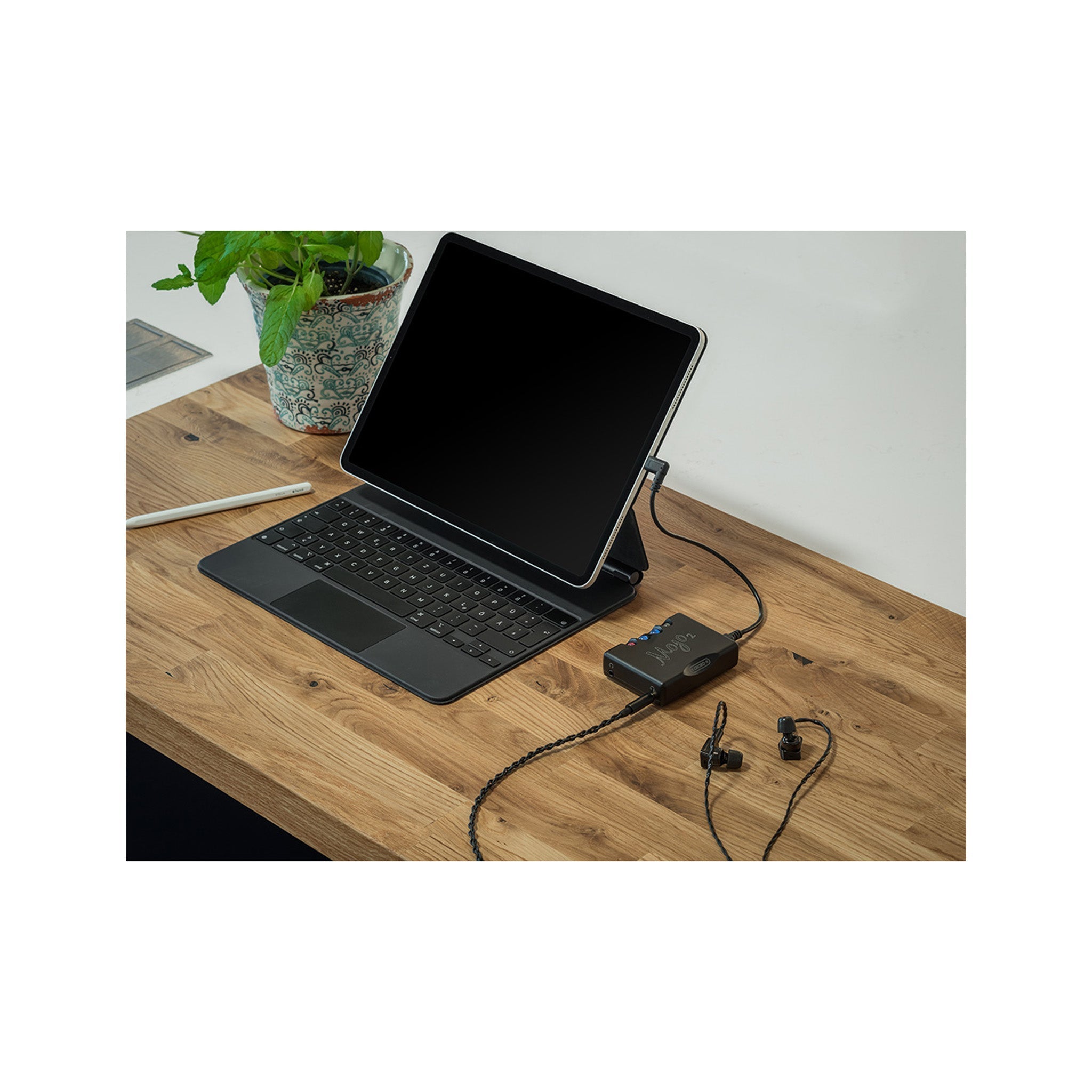 Chord Electronics Mojo 2 DAC and Headphone Amplifier Chord Electronics - Brisbane HiFi