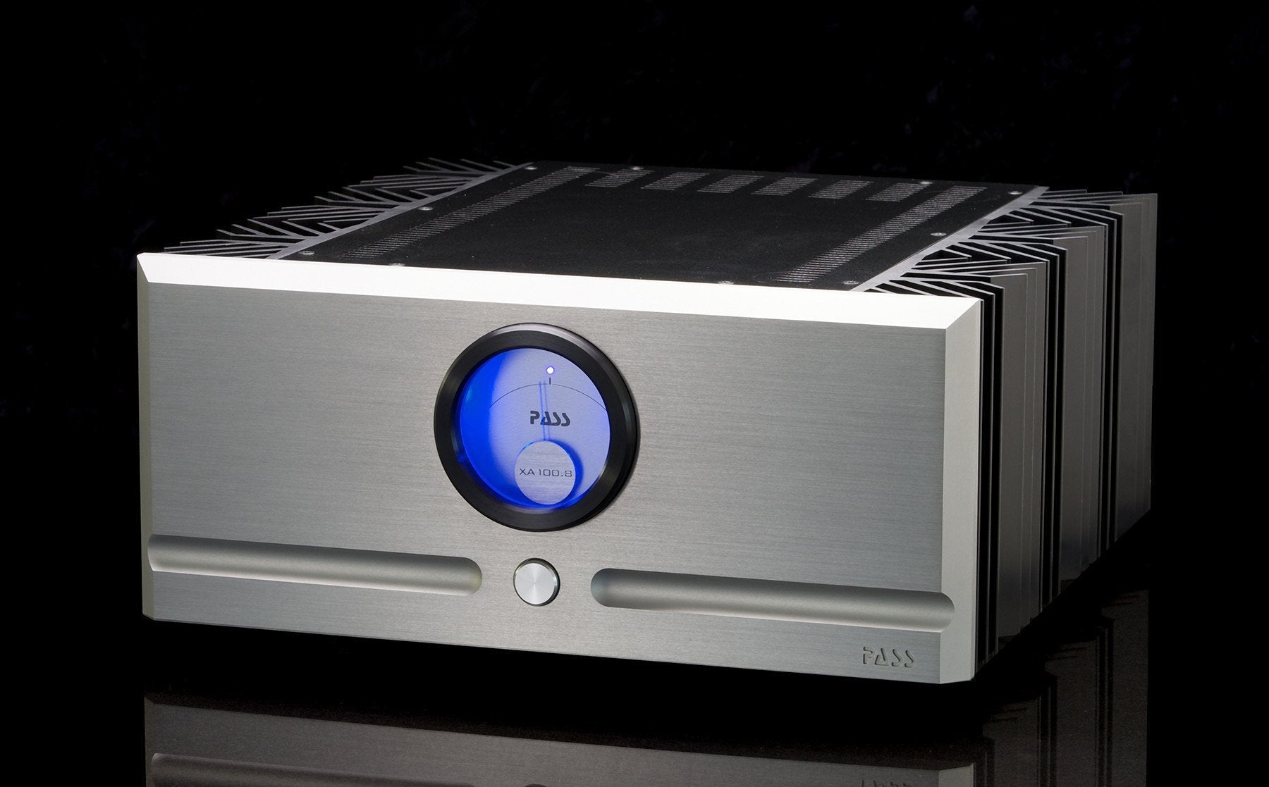 Pass Labs XA100.8 Pass Labs - Brisbane HiFi