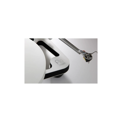 Rega Planar 10 Turntable