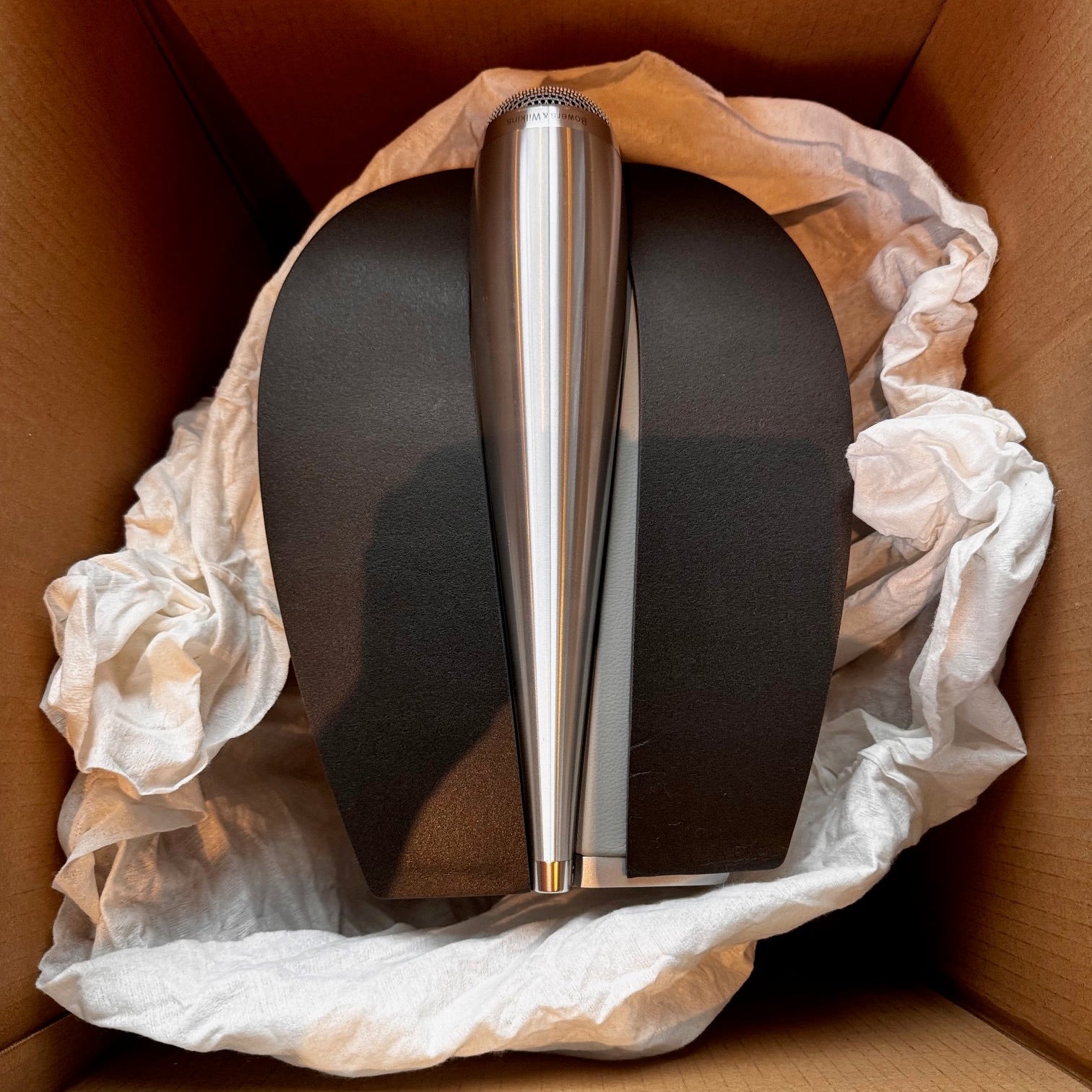 805 D4 Stand Mount Speaker- White (Trade In Pair Including Stands)