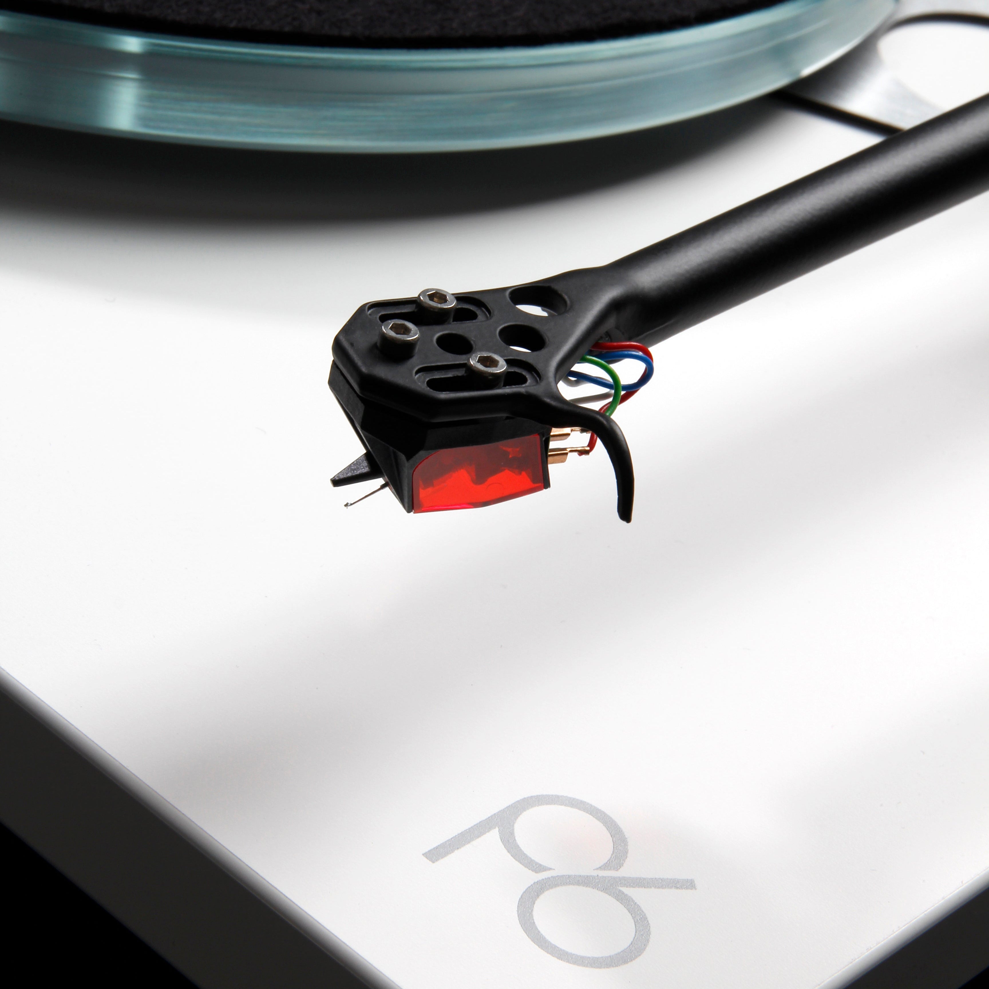 Rega Planar 6 Turntable