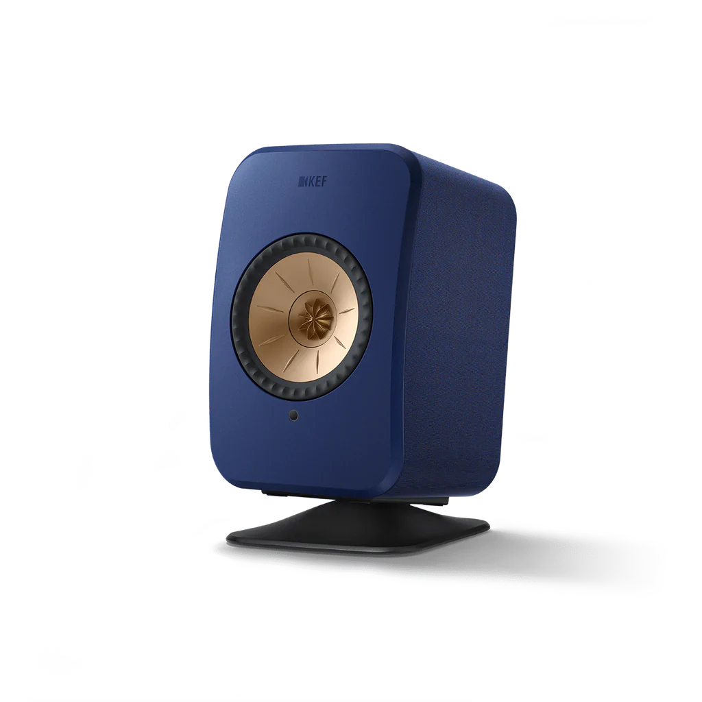 KEF Christmas Bundle 2 (LSX II  Speaker + P1 Desk Pad)