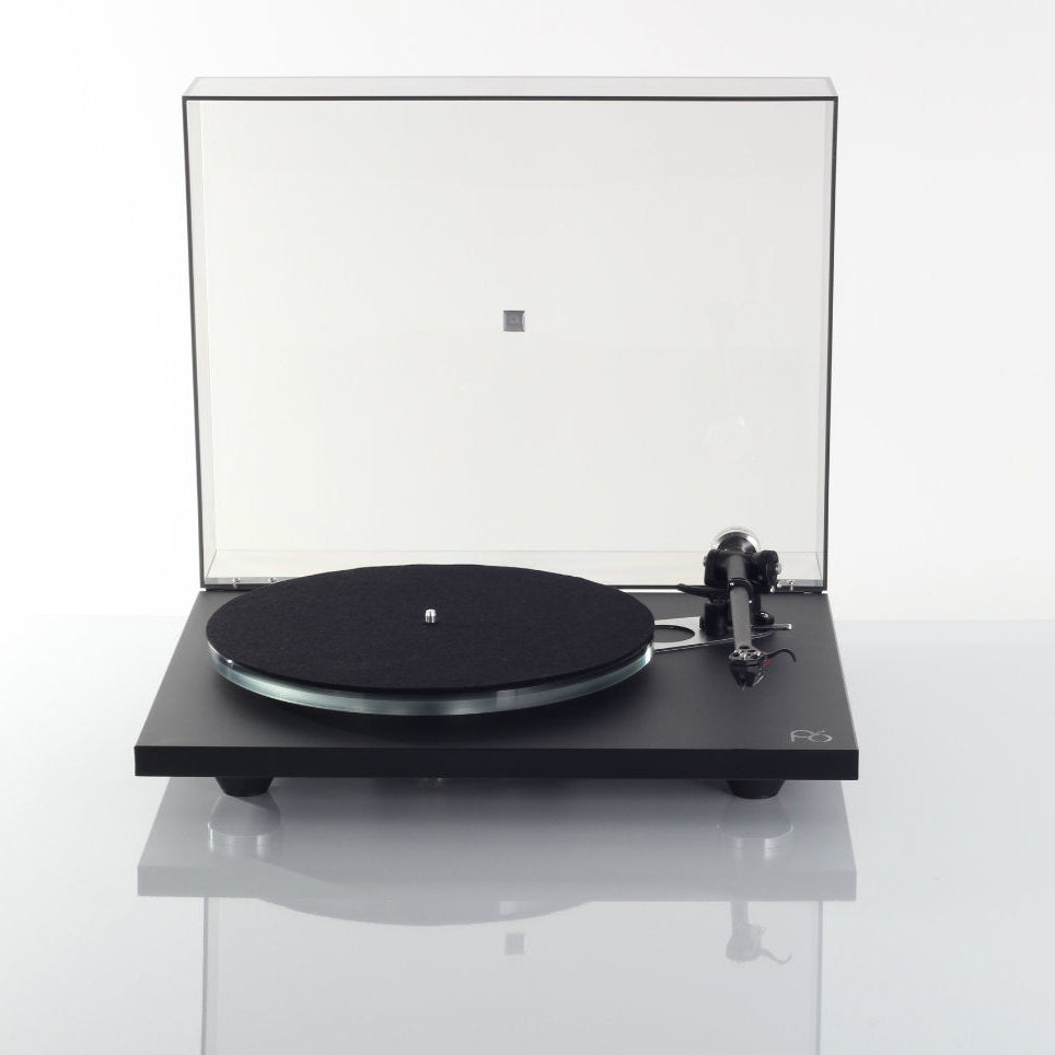 Rega Planar 6 Turntable