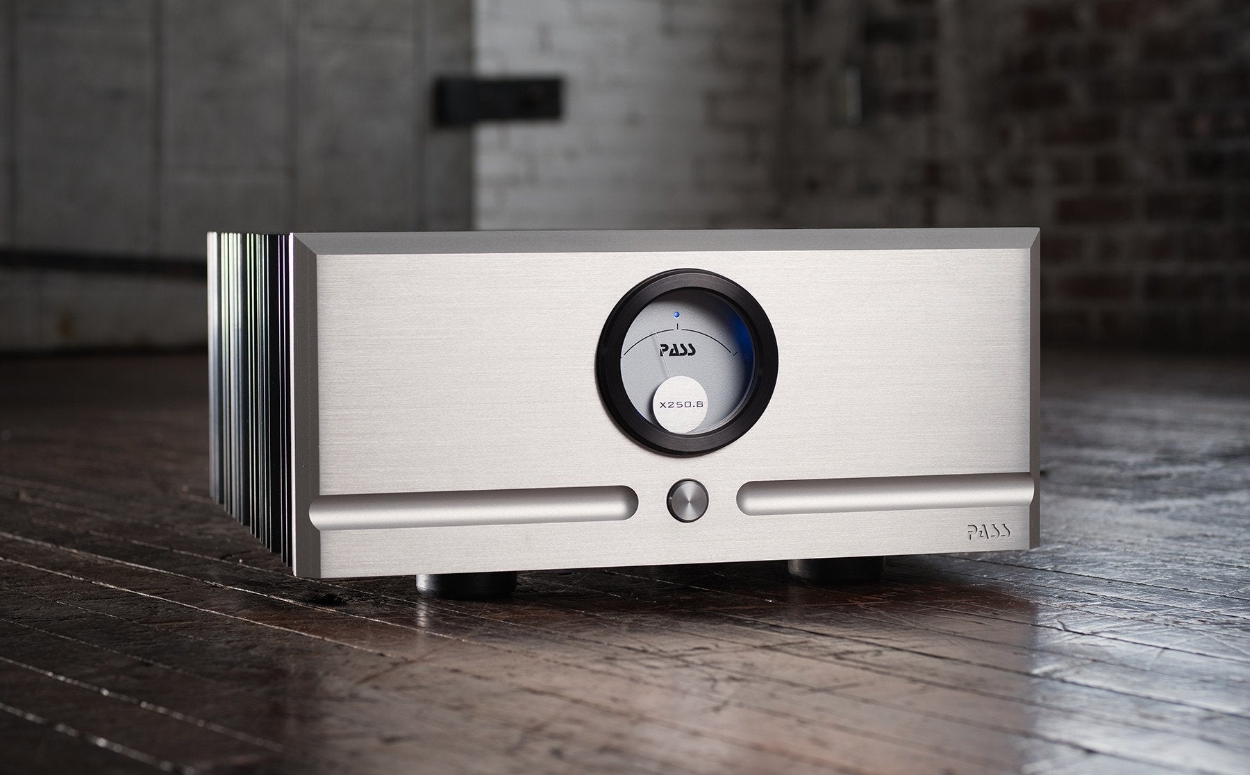  Pass Labs X250.8 Pass Labs - Brisbane HiFi