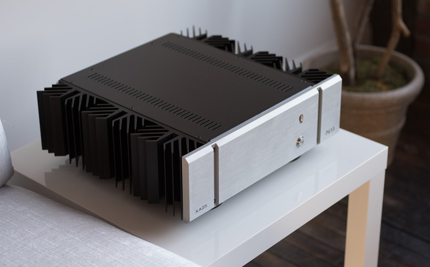  Pass Labs XA25 Pass Labs - Brisbane HiFi