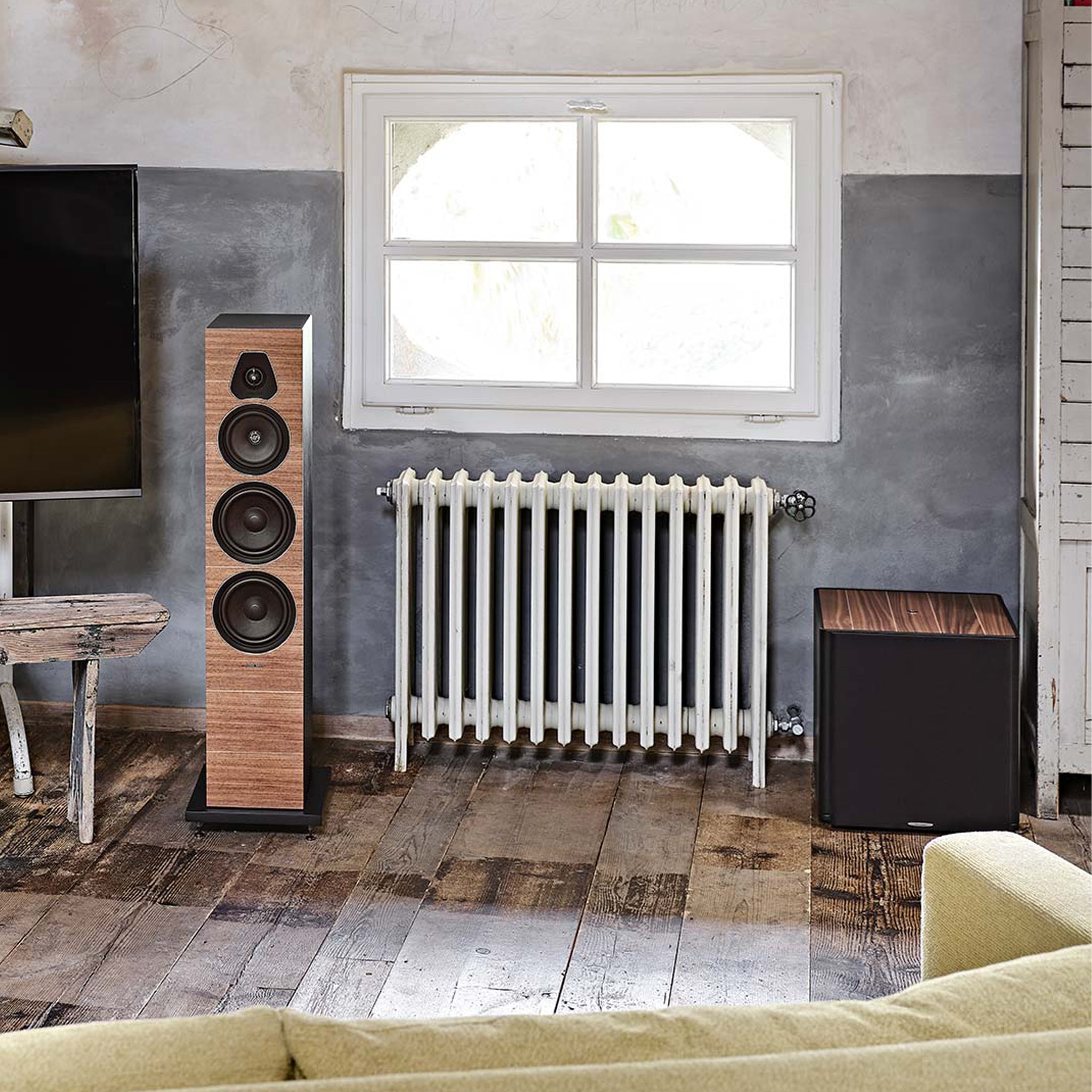  Sonus Faber Lumina V three-way Floorstanding Speaker Sonus Faber - Brisbane HiFi